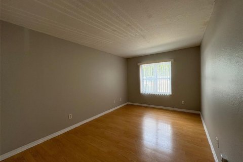 Copropriété à louer à Orlando, Floride: 2 chambres, 84.08 m2 № 2102389 - photo 16