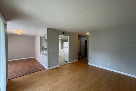 Copropriété à louer à Orlando, Floride: 2 chambres, 84.08 m2 № 2102389 - photo 6