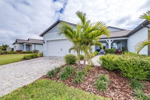 House in Parrish, Florida 2 bedrooms, 145.3 sq.m. № 1722998 - photo 1