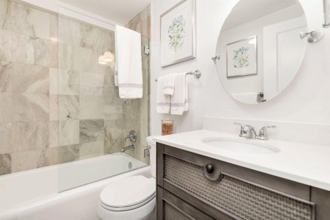 Copropriété à vendre à Palm Beach, Floride: 1 chambre, 63.55 m2 № 2431569 - photo 11