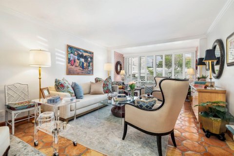 Copropriété à vendre à Palm Beach, Floride: 1 chambre, 63.55 m2 № 2431569 - photo 2