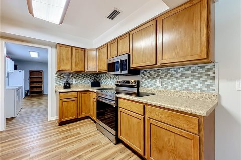 Villa ou maison à vendre à Haines City, Floride: 3 chambres, 148.27 m2 № 2324347 - photo 17