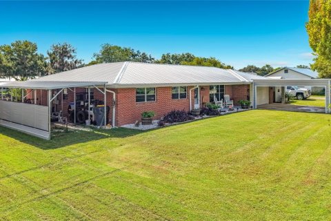 Villa ou maison à vendre à Haines City, Floride: 3 chambres, 148.27 m2 № 2324347 - photo 2