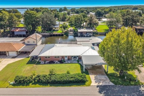 Villa ou maison à Haines City, Floride 3 chambres, 148.27 m2 № 2324347