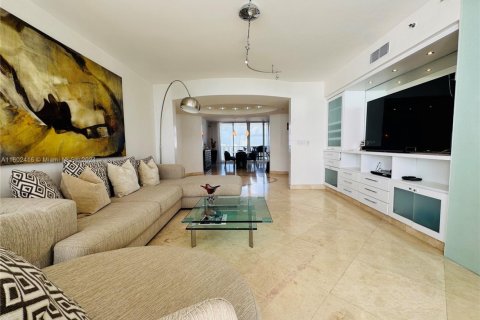 Condominio en venta en Sunny Isles Beach, Florida, 3 dormitorios, 226.68 m2 № 1234937 - foto 7