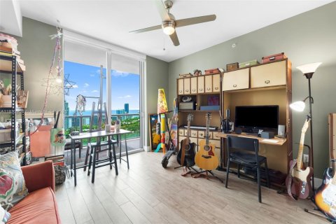 Copropriété à vendre à Miami, Floride: 2 chambres, 94.11 m2 № 1936341 - photo 18