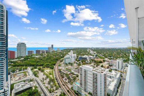 Condo in Miami, Florida, 2 bedrooms  № 1936341 - photo 21