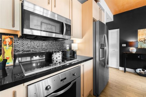 Copropriété à vendre à Miami, Floride: 2 chambres, 94.11 m2 № 1936341 - photo 6