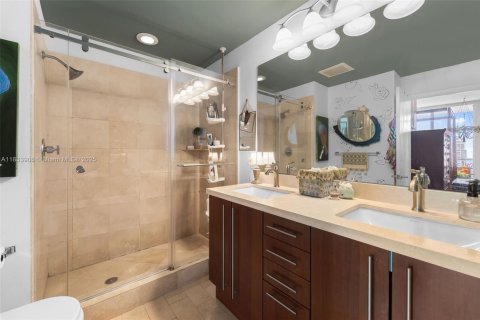 Copropriété à vendre à Miami, Floride: 2 chambres, 94.11 m2 № 1936341 - photo 15