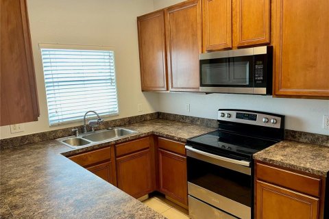 Townhouse in Sanford, Florida 3 bedrooms, 111.76 sq.m. № 2237616 - photo 6