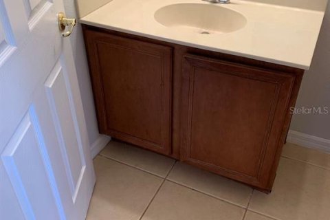 Townhouse in Sanford, Florida 3 bedrooms, 111.76 sq.m. № 2237616 - photo 18
