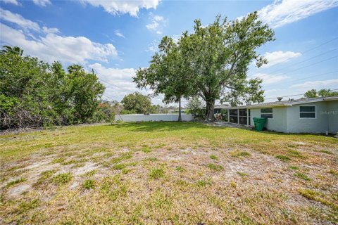 Casa en venta en Punta Gorda, Florida, 2 dormitorios, 104.24 m2 № 1716925 - foto 25
