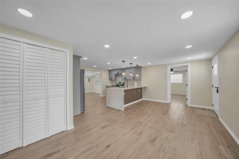 Casa en venta en Punta Gorda, Florida, 2 dormitorios, 104.24 m2 № 1716925 - foto 2