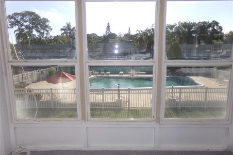 Condo in Clearwater, Florida, 2 bedrooms  № 1347520 - photo 12