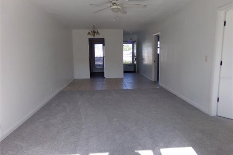 Condominio en venta en Clearwater, Florida, 2 dormitorios, 79.43 m2 № 1347520 - foto 5