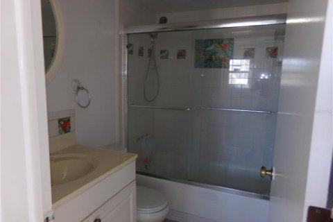 Condominio en venta en Clearwater, Florida, 2 dormitorios, 79.43 m2 № 1347520 - foto 20