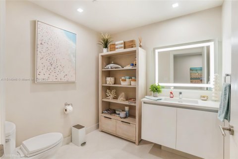 Купить кондоминиум в Помпано-Бич, Флорида 7 спален, 578.32м2, № 949877 - фото 29