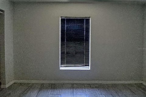 Immobilier commercial à vendre à Tampa, Floride: 4 chambres, 130.81 m2 № 2310841 - photo 20