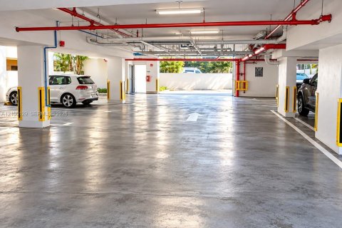 Copropriété à vendre à Miami, Floride: 1 chambre, 65.5 m2 № 2414613 - photo 7