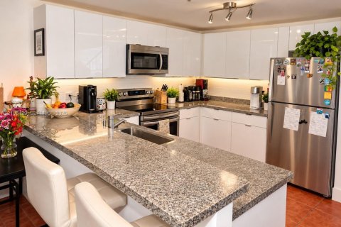 Copropriété à vendre à Miami, Floride: 1 chambre, 65.5 m2 № 2414613 - photo 4
