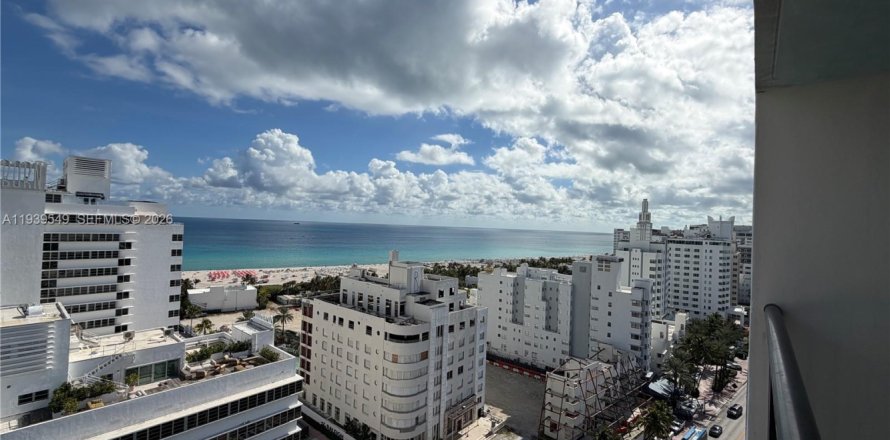 Кондоминиум с 1 спальней в Майами-Бич, Флорида № 2001543