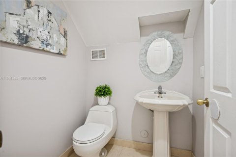 Купить виллу или дом в Санрайз, Флорида 3 спальни, 228.17м2, № 1990006 - фото 21