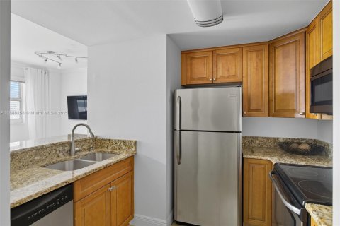 Copropriété à louer à Miami, Floride: 1 chambre № 1944271 - photo 10