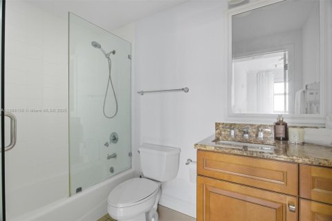 Copropriété à louer à Miami, Floride: 1 chambre № 1944271 - photo 17