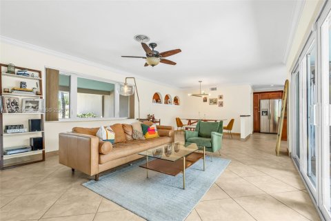 Casa en venta en Fort Lauderdale, Florida, 3 dormitorios, 139.35 m2 № 2168633 - foto 7