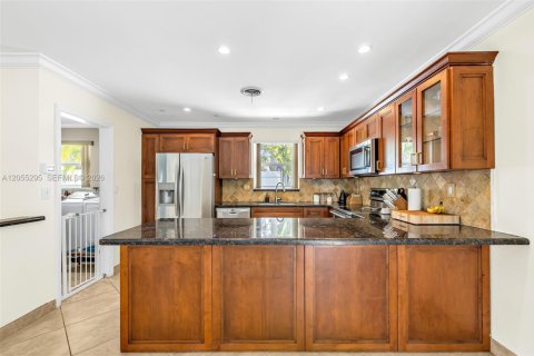 Casa en venta en Fort Lauderdale, Florida, 3 dormitorios, 139.35 m2 № 2168633 - foto 12