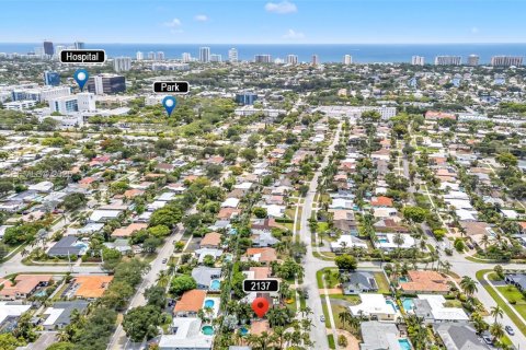 Casa en venta en Fort Lauderdale, Florida, 3 dormitorios, 139.35 m2 № 2168633 - foto 6