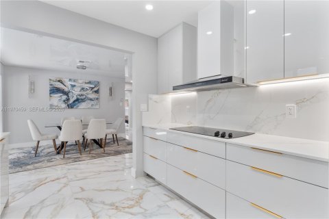 Casa en venta en Oakland Park, Florida, 3 dormitorios, 160.26 m2 № 2031143 - foto 12