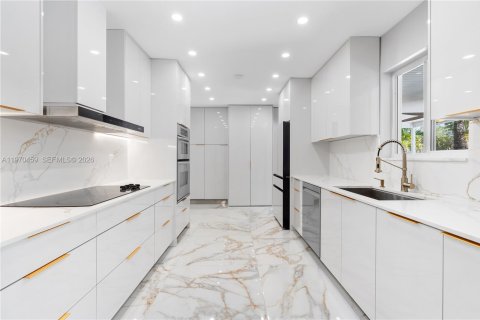 Casa en venta en Oakland Park, Florida, 3 dormitorios, 160.26 m2 № 2031143 - foto 10