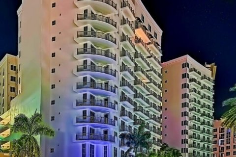 Studio à Condo à Hollywood, Floride № 2382881