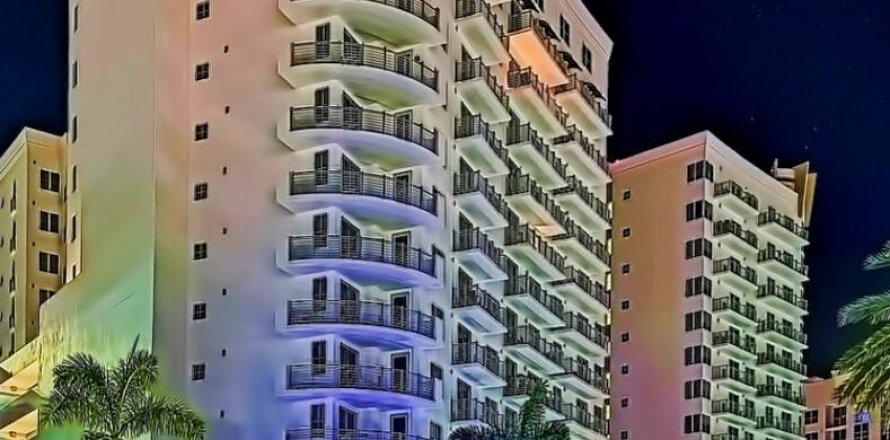 Studio à Condo à Hollywood, Floride № 2382881