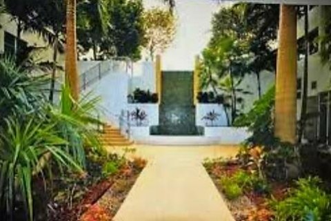 Copropriété à louer à Hollywood, Floride: 1 chambre, 73.86 m2 № 2382881 - photo 7