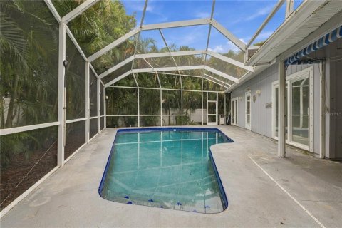 House in Palm Harbor, Florida 3 bedrooms, 185.9 sq.m. № 2426038 - photo 21