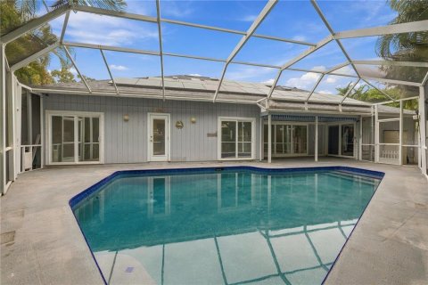 House in Palm Harbor, Florida 3 bedrooms, 185.9 sq.m. № 2426038 - photo 23