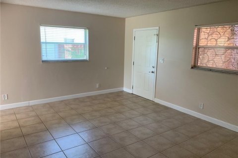 Copropriété à vendre à Pompano Beach, Floride: 2 chambres, 79.43 m2 № 2084432 - photo 6