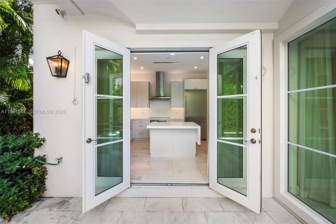 Touwnhouse à louer à Coral Gables, Floride: 4 chambres, 237.83 m2 № 2000759 - photo 22