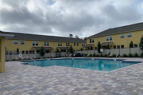 Townhouse in Orlando, Florida 3 bedrooms, 120.4 sq.m. № 2224767 - photo 12