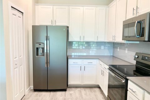 Townhouse in Orlando, Florida 3 bedrooms, 120.4 sq.m. № 2224767 - photo 4