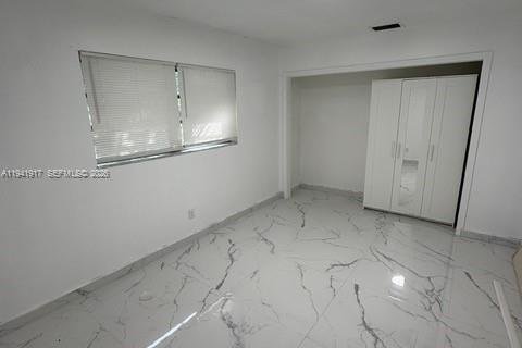 Снять в аренду виллу или дом в Холливуд, Флорида 1 спальня, 357.67м2, № 1998744 - фото 4