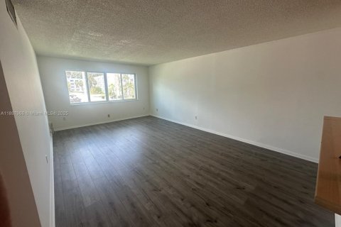 Copropriété à louer à Homestead, Floride: 2 chambres, 99.87 m2 № 1949691 - photo 7