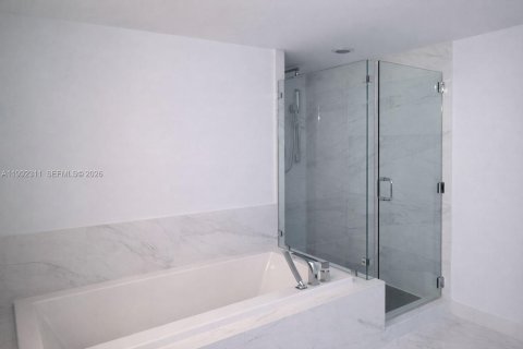 Copropriété à louer à Sunny Isles Beach, Floride: 3 chambres, 158.4 m2 № 2290199 - photo 5