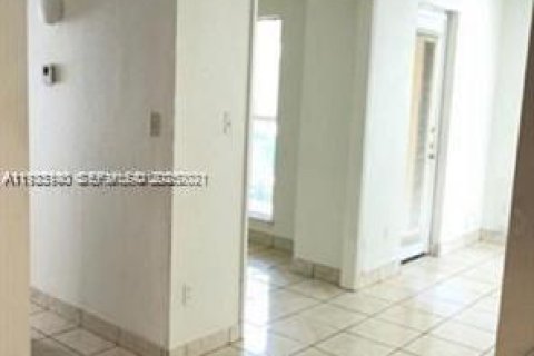 Copropriété à louer à Coral Springs, Floride: 2 chambres, 91.04 m2 № 1991887 - photo 8