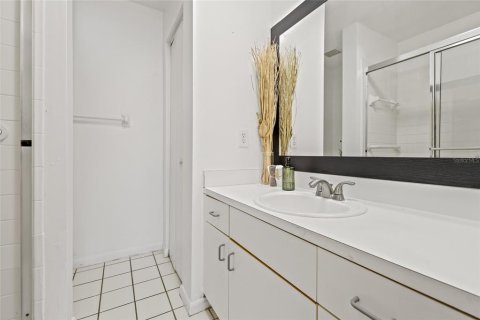 Copropriété à vendre à Tampa, Floride: 2 chambres, 93 m2 № 1907478 - photo 24