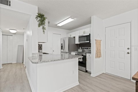 Copropriété à vendre à Tampa, Floride: 2 chambres, 93 m2 № 1907478 - photo 11