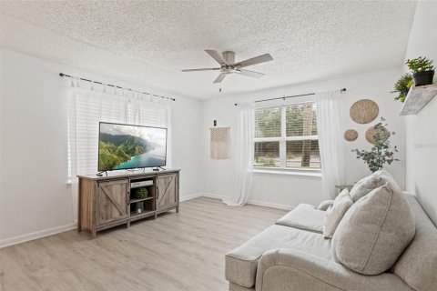 Copropriété à vendre à Tampa, Floride: 2 chambres, 93 m2 № 1907478 - photo 16