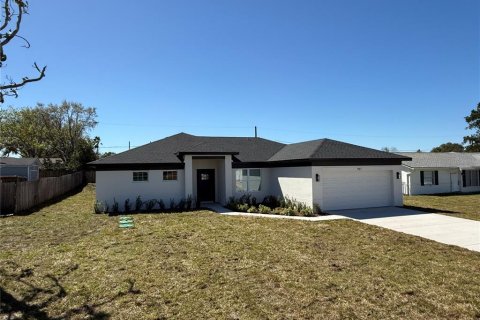 House in Deltona, Florida 3 bedrooms, 172.52 sq.m. № 1569649 - photo 2